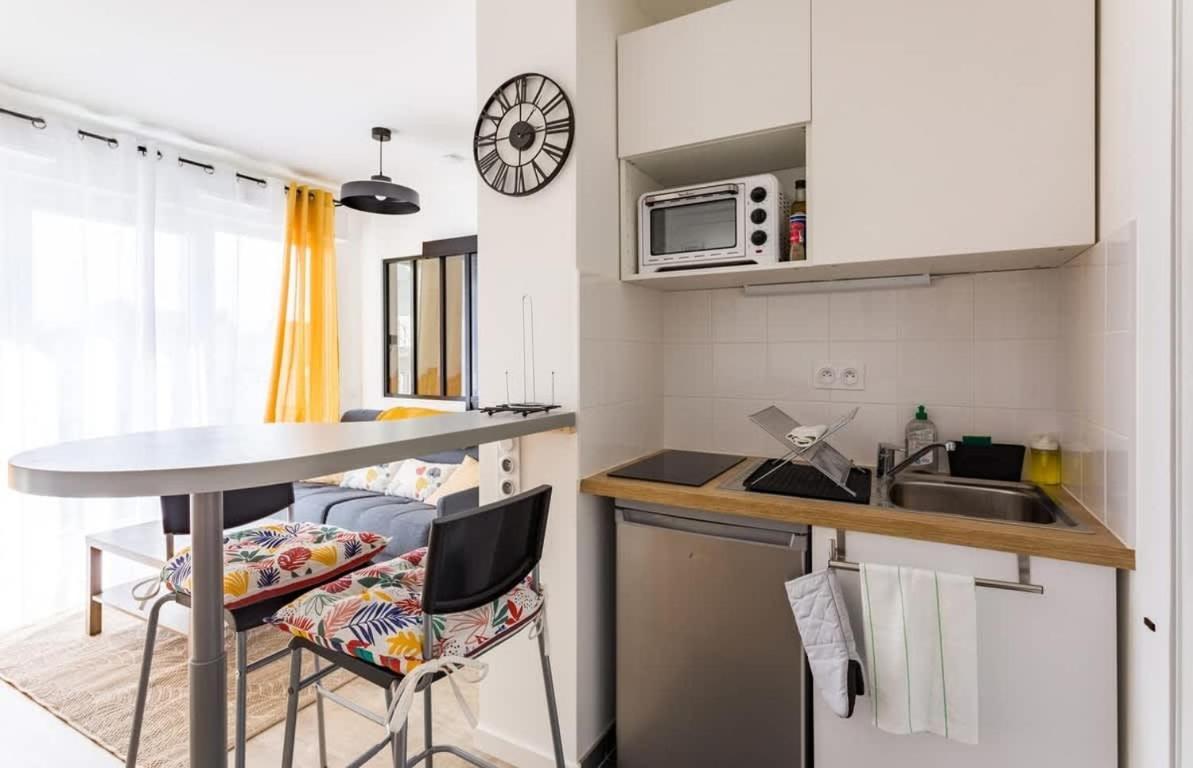 L'Ivoire - Joli Appartement - 1 Chambre Avec Rennes Exterior foto